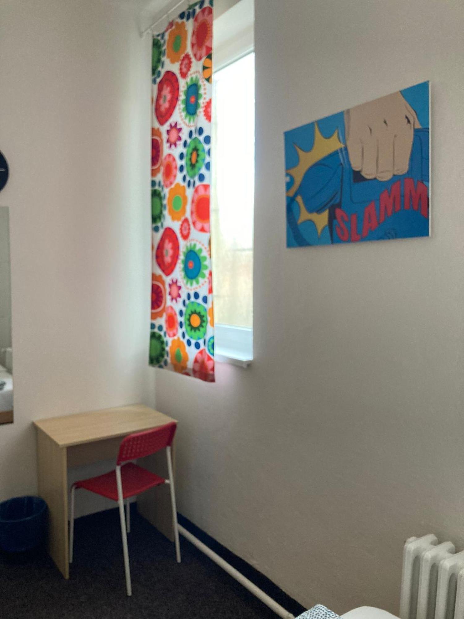 Hostel Praha Ladvi Ngoại thất bức ảnh